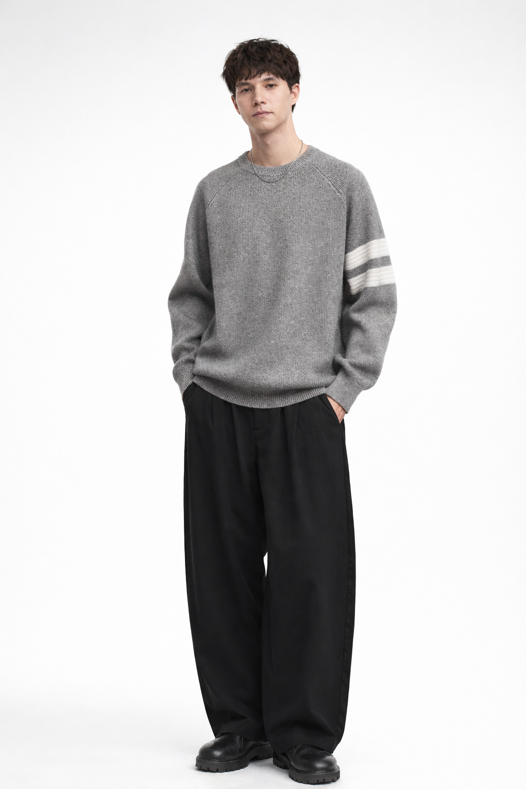 Men’s Raglan Sleeve Knit Sweater with Contrast Stripe