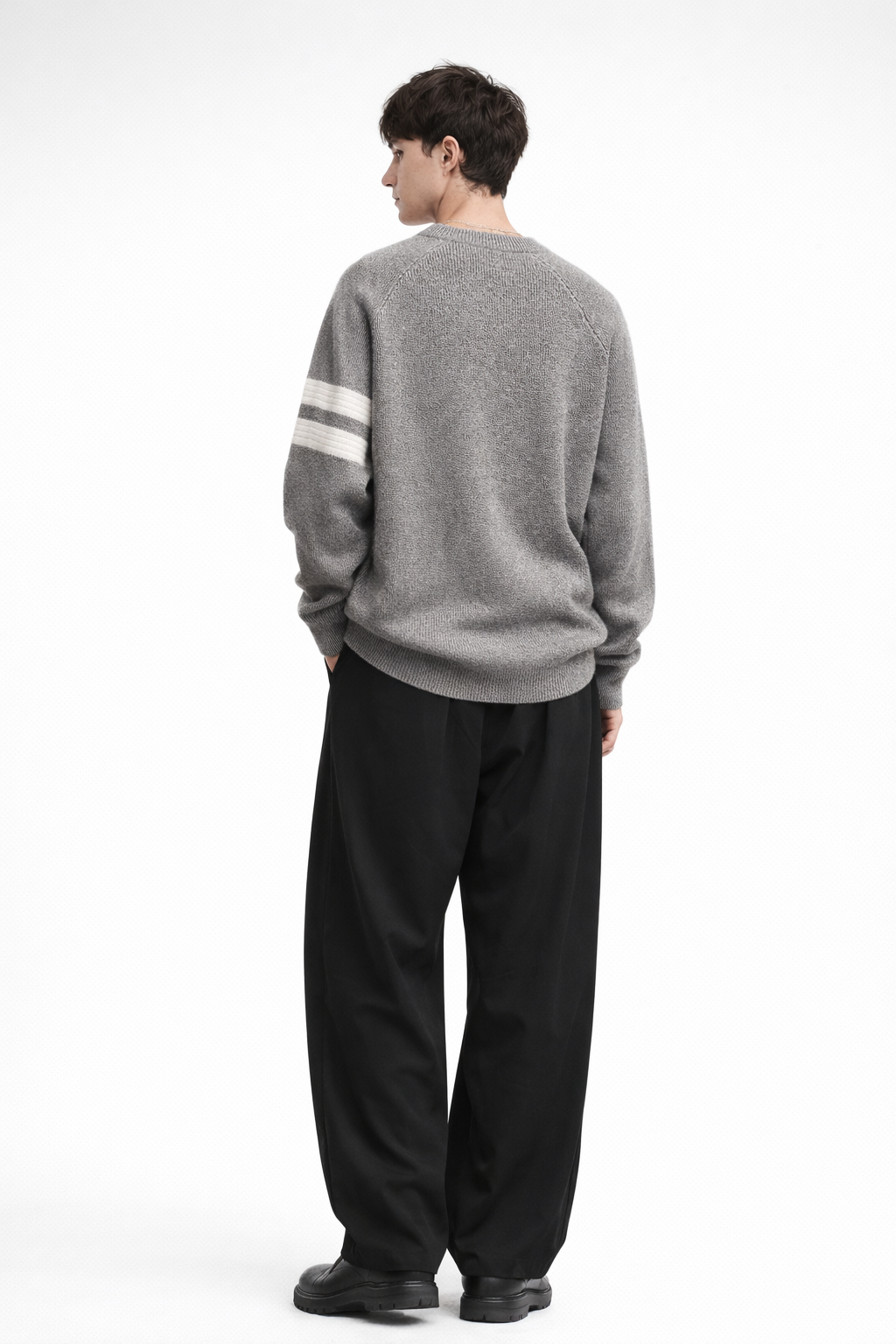 Men’s Raglan Sleeve Knit Sweater with Contrast Stripe