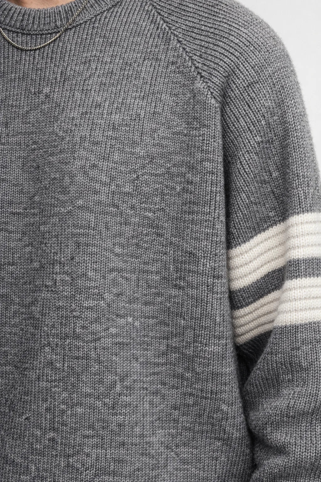 Men’s Raglan Sleeve Knit Sweater with Contrast Stripe
